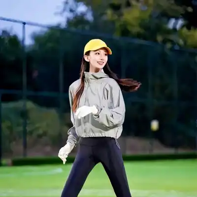 唐鹏英